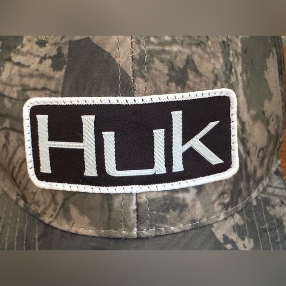 HUK Women’s SnapBack Trucker Hat Volcanic Ash One Size Hunting Fishing Outdoors - Picture 5 of 9